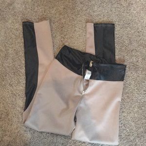 Julia Tan & Black Leggings (Size L)